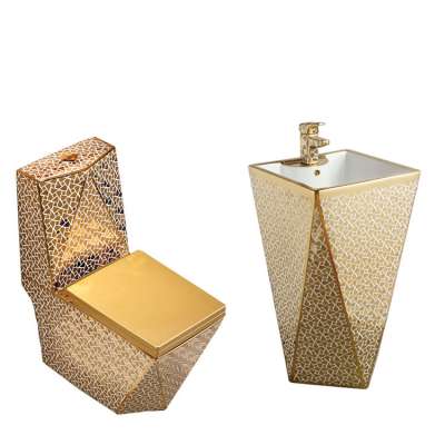 2020 Golden bathroom wc sanitary ware  European Style Ceramic Siphonic One Piece Toilet